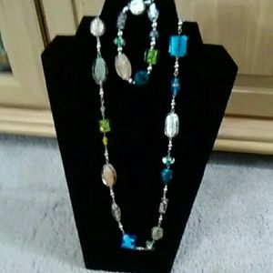 Premier Design necklace/bracelet set